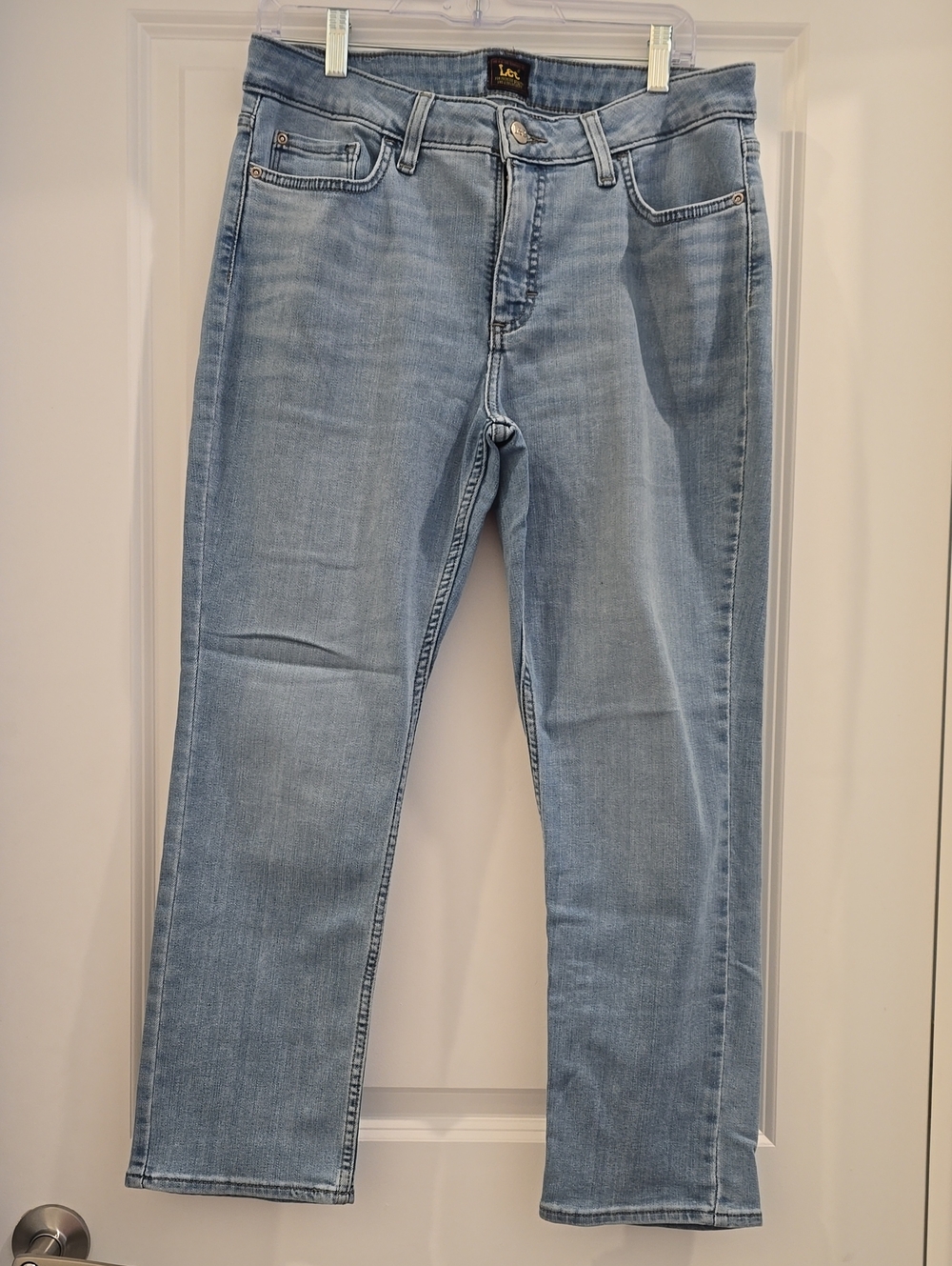 Lee Women's Slim Straight Jeans in Light Wash Blue